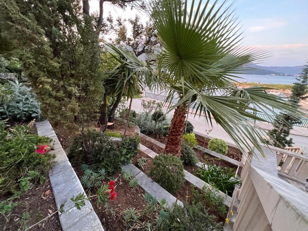 Villa Jade Apartments Front Row Sea View - Walk To Korcula Old Town Medvinjak Exterior foto