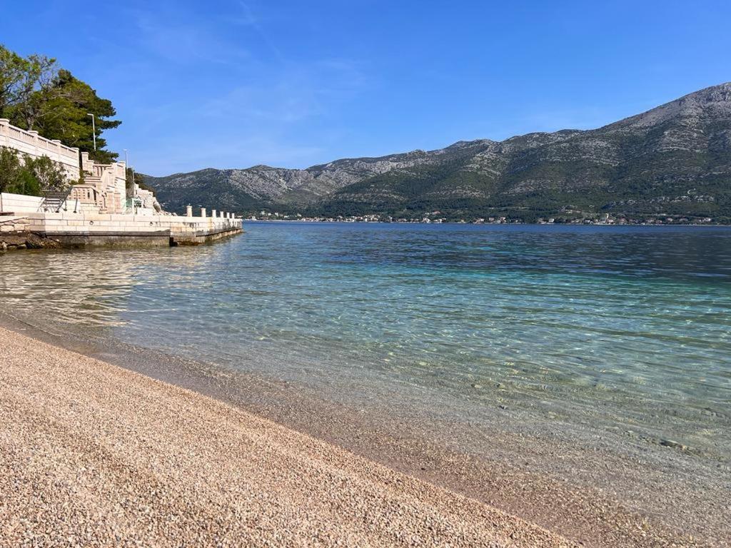 Villa Jade Apartments Front Row Sea View - Walk To Korcula Old Town Medvinjak Exterior foto