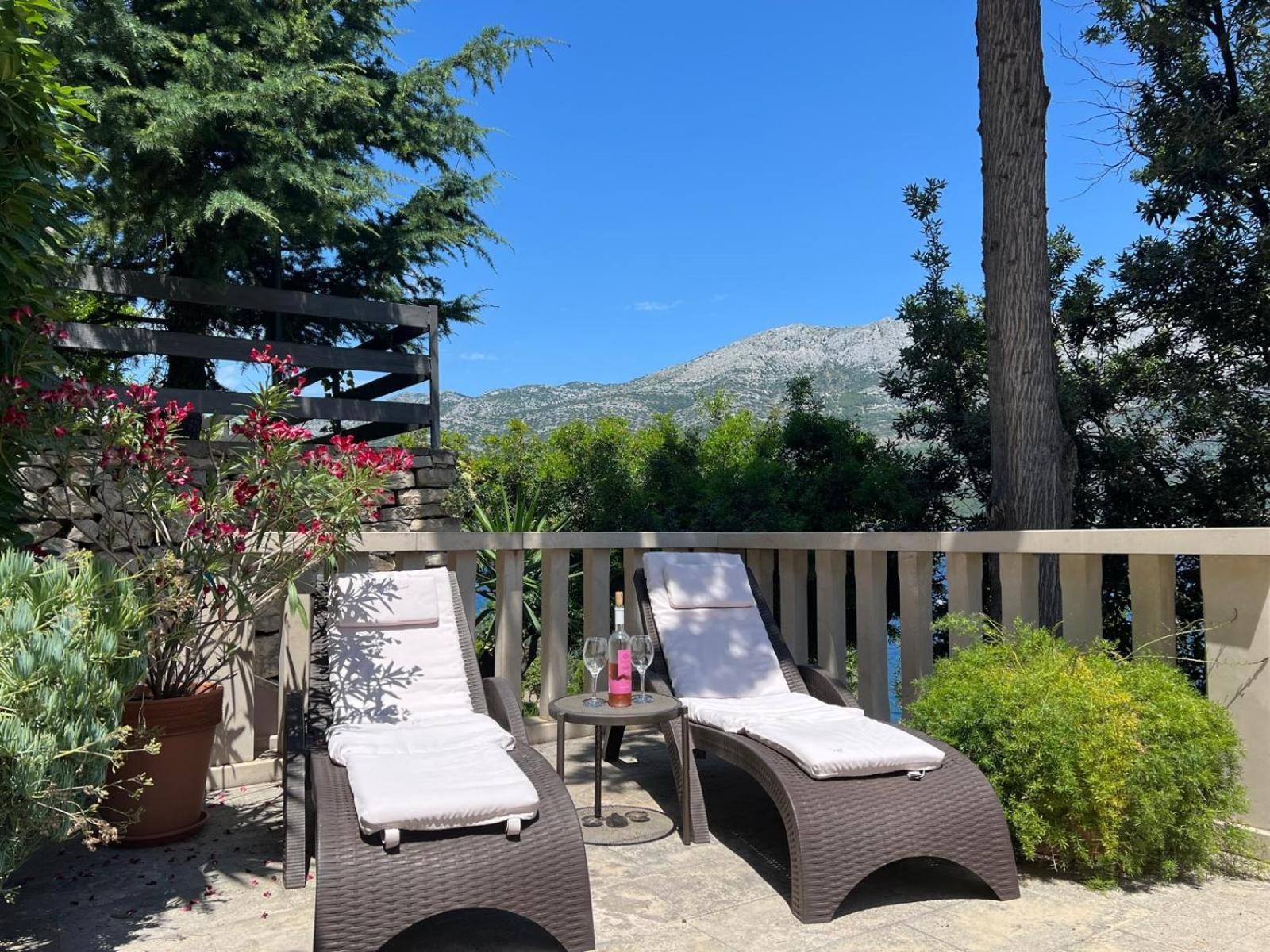 Villa Jade Apartments Front Row Sea View - Walk To Korcula Old Town Medvinjak Exterior foto