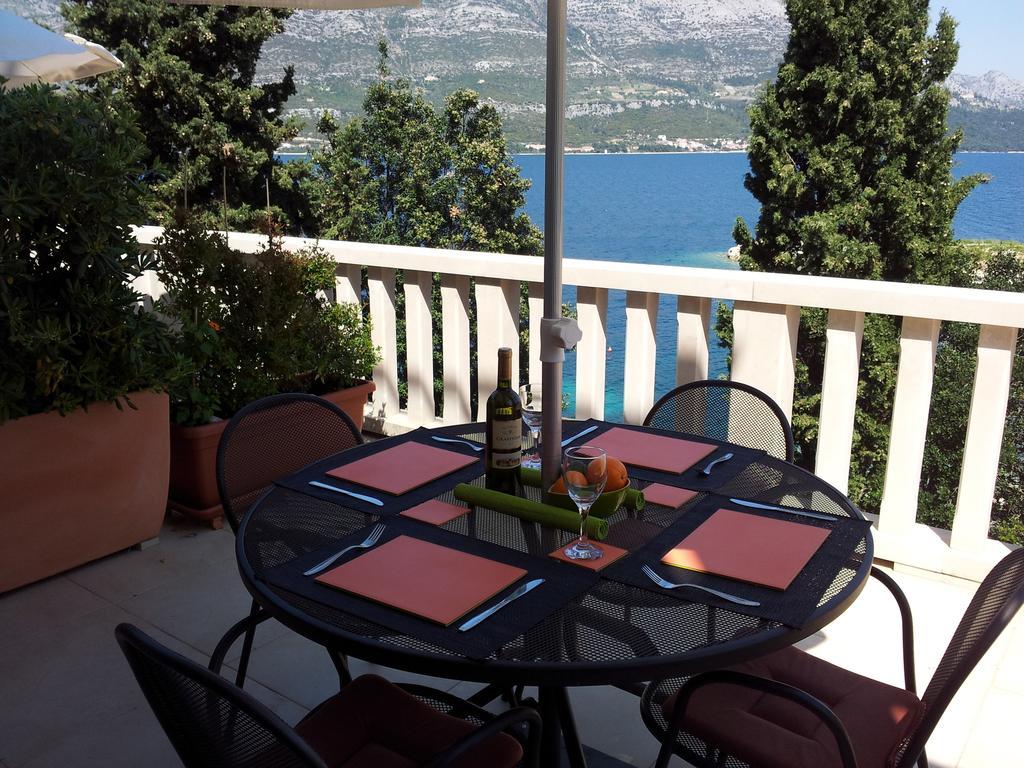 Villa Jade Apartments Front Row Sea View - Walk To Korcula Old Town Medvinjak Quarto foto