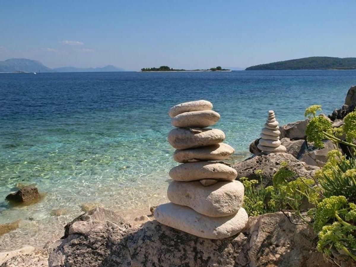 Villa Jade Apartments Front Row Sea View - Walk To Korcula Old Town Medvinjak Exterior foto